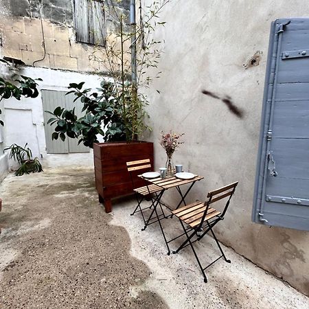 Duplex Centre Historique Arles Apartment Ngoại thất bức ảnh