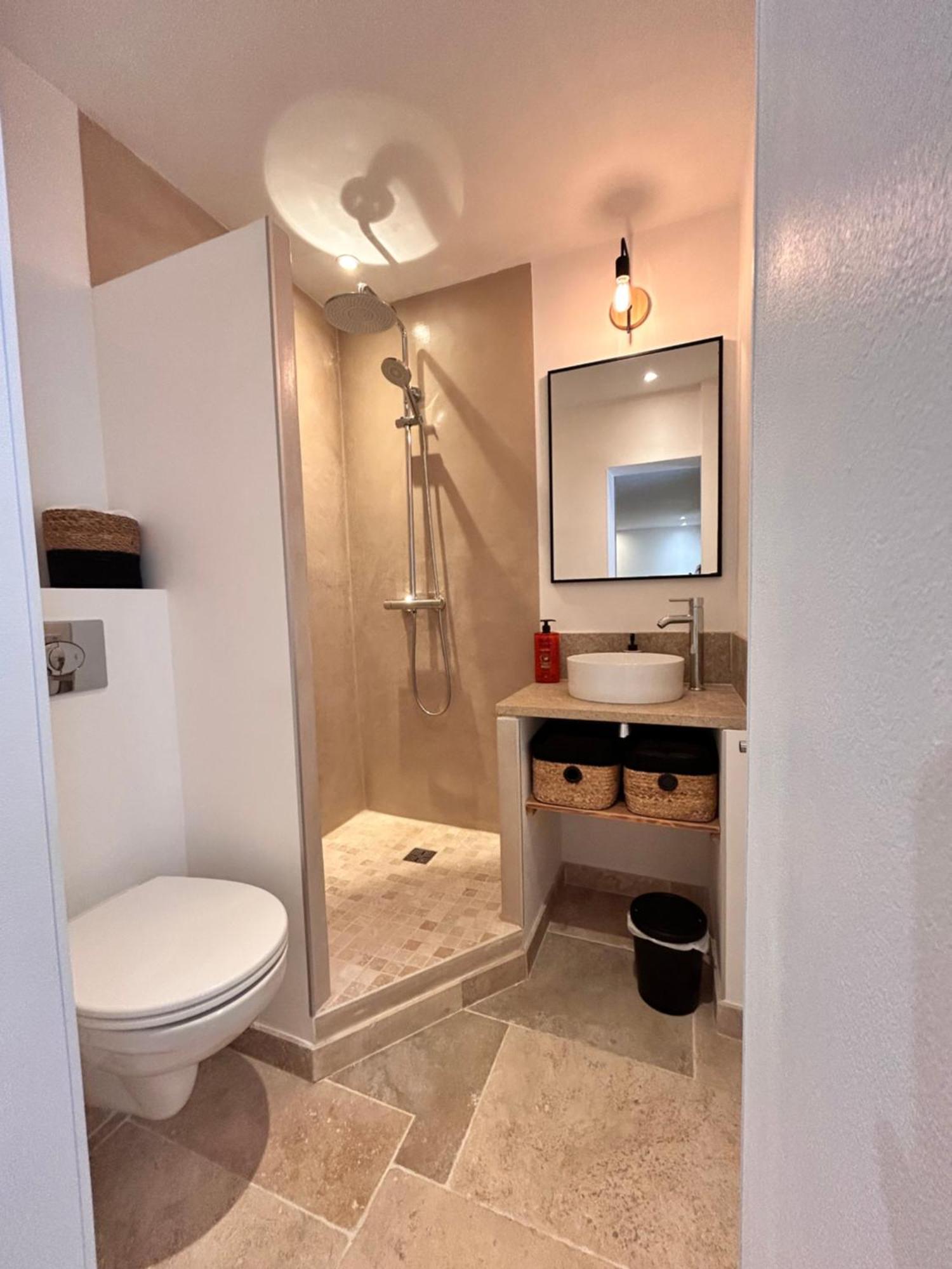 Duplex Centre Historique Arles Apartment Ngoại thất bức ảnh