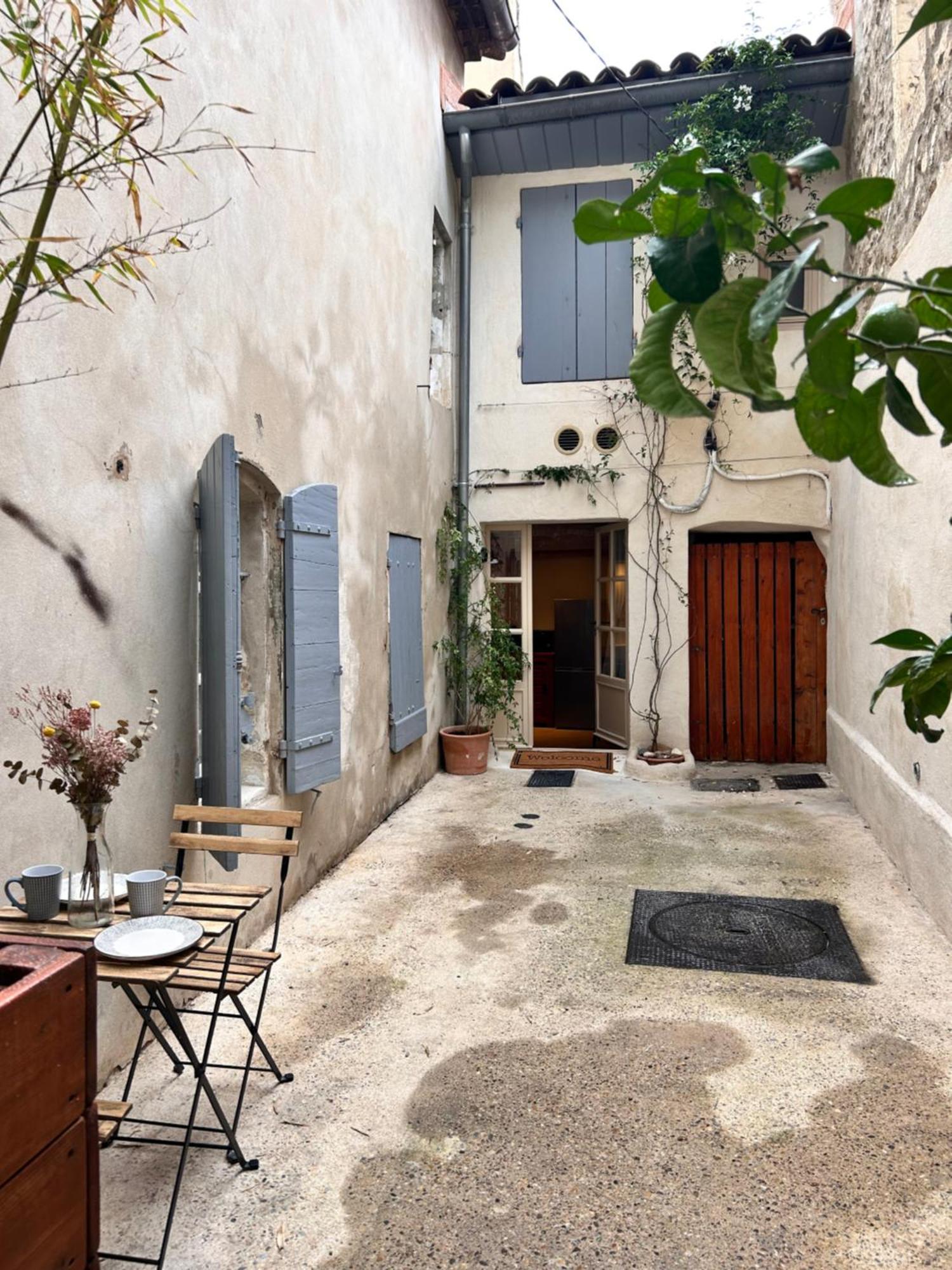 Duplex Centre Historique Arles Apartment Ngoại thất bức ảnh